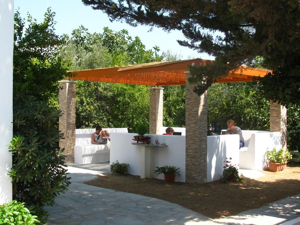 Despina Hotel Agia Anna  Esterno foto